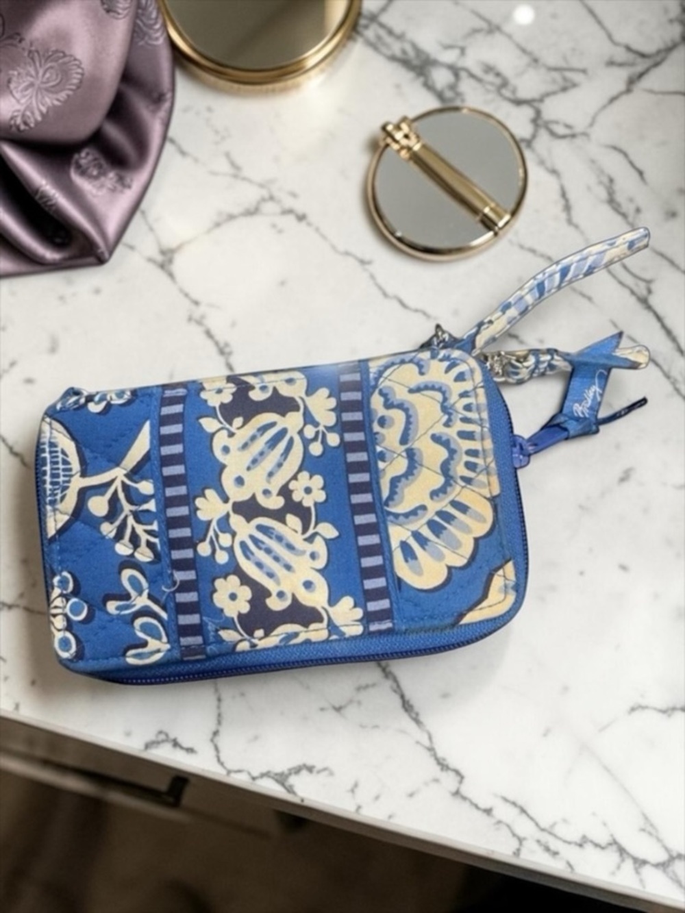 Vera Bradley Blue Bayou Clutch Wristlet 4”x 7”Zip Around Organizer vintage Y2K‌